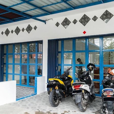 Reddoorz Near Medan Amplas Deli Tua Екстер'єр фото